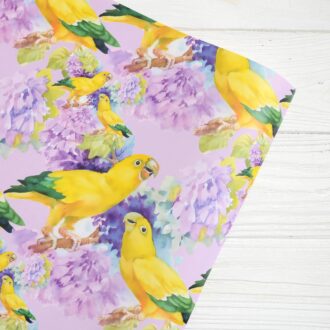 Папір подарунковий в листах 100*70 см (бузковий - папуги)